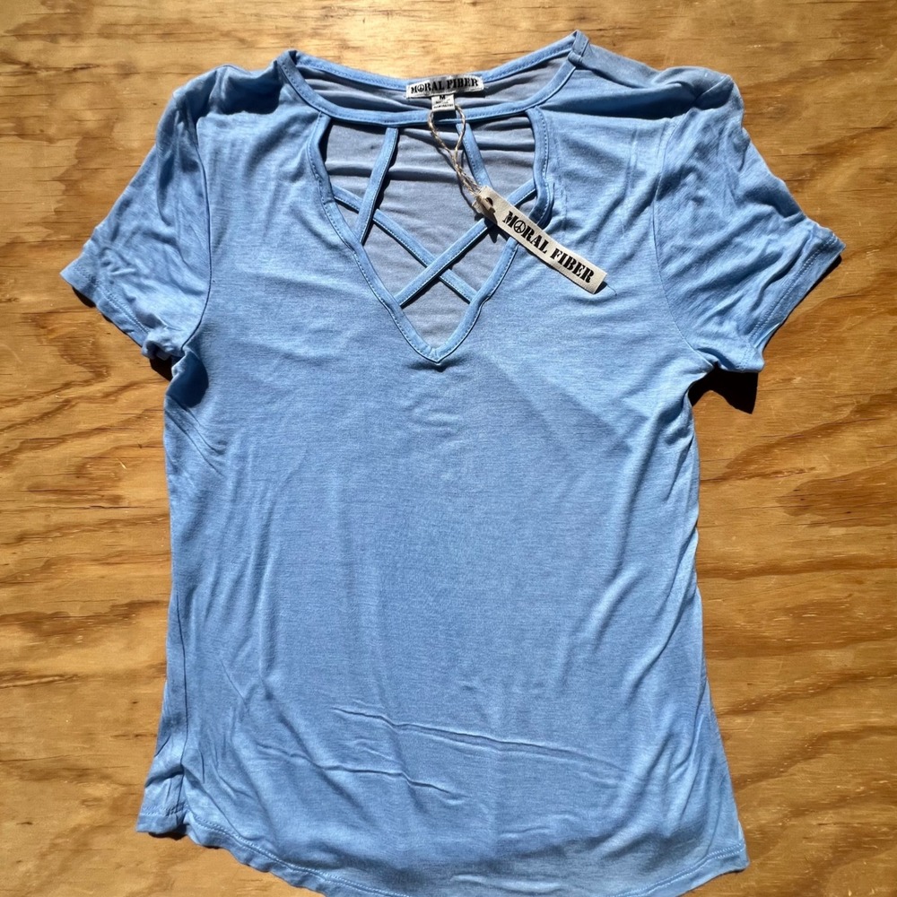 Moral Fiber Womens Blue Strappy Lattice V-Neck Short Sleeve Top NWT Size M